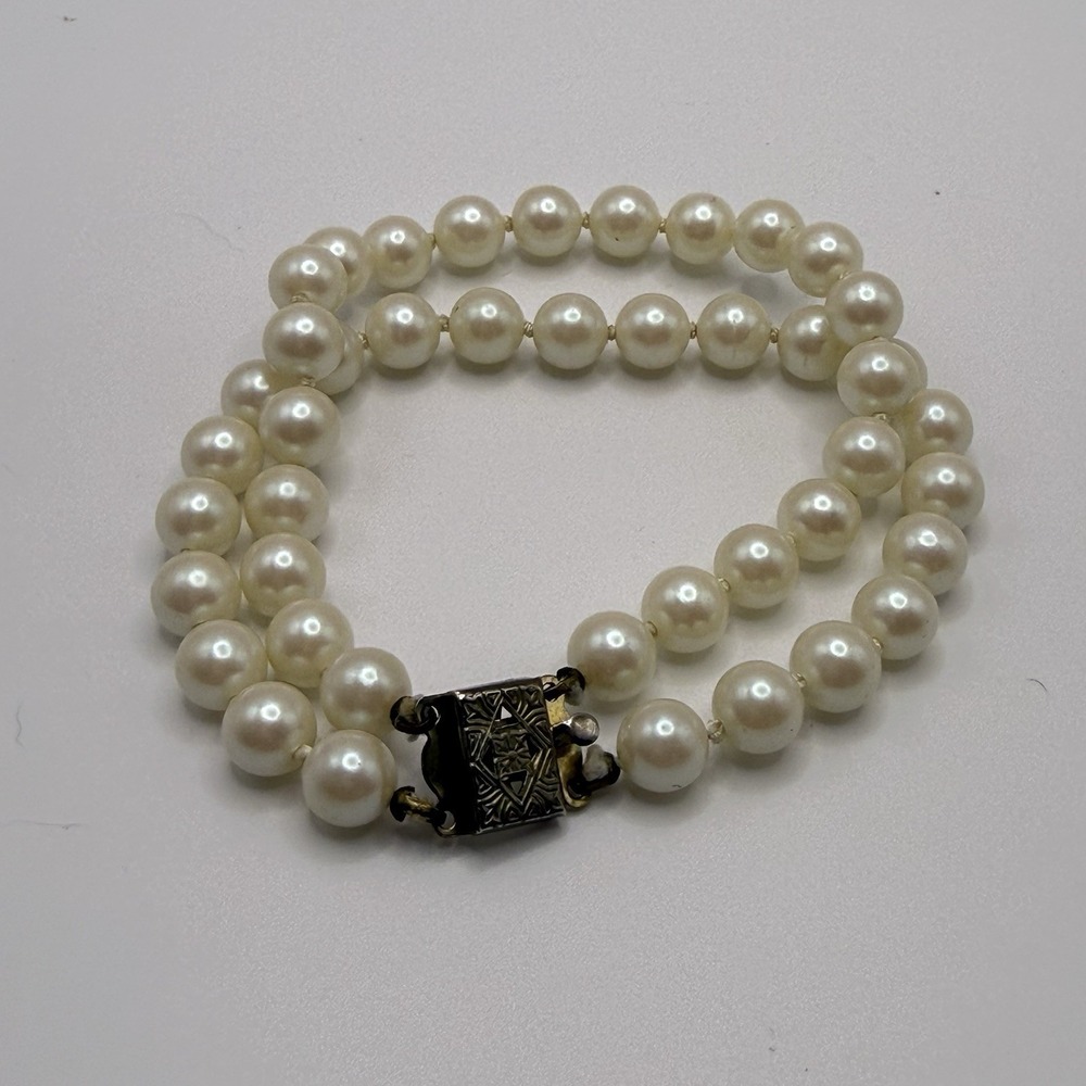 VTG 2-Strand Faux Pearl Bracelet Hand-Knotted Signed Japan Estate Gold Tone